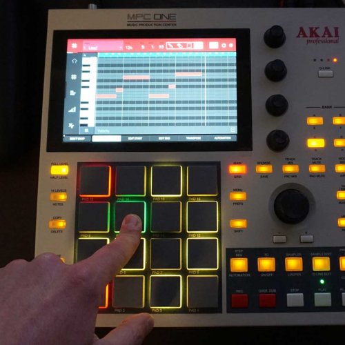 MPC One – Album cover by seirafim